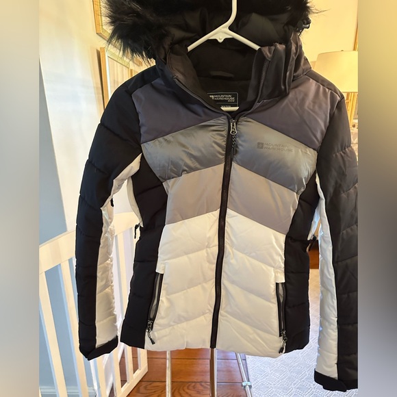 Mountain Warehouse ski coat with removable fur hood- black, grey and white- 4 - Picture 1 of 5